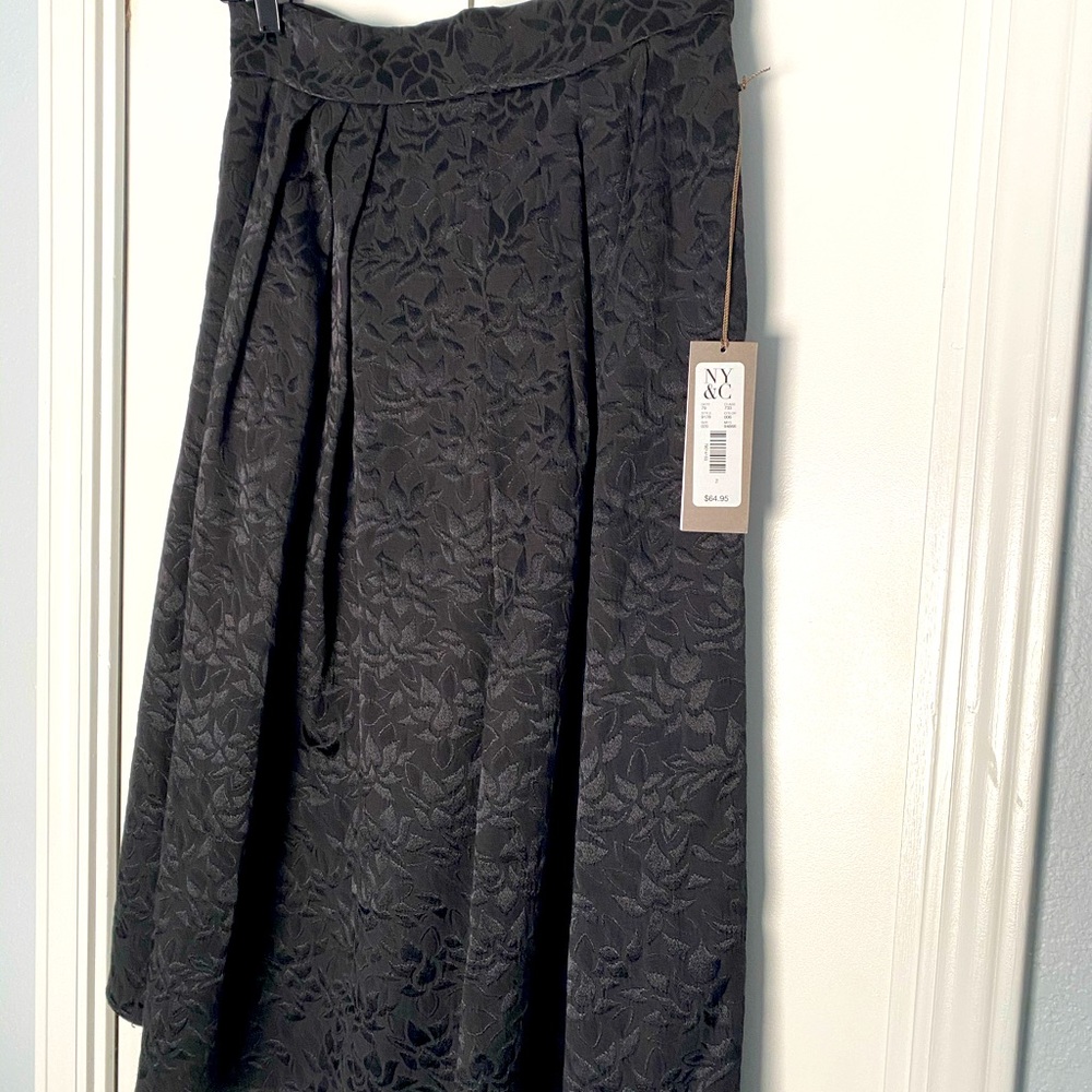 Eva Mendes Black Flare Holiday Skirt Size 2